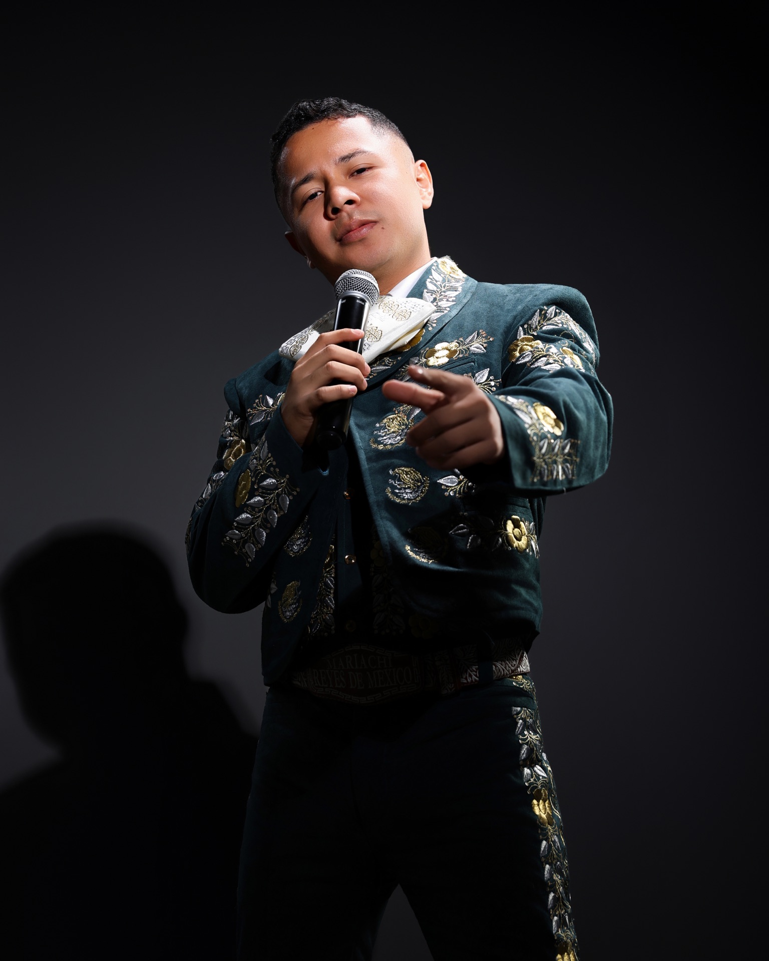 Iván, integrante del Mariachi Reyes de México.
